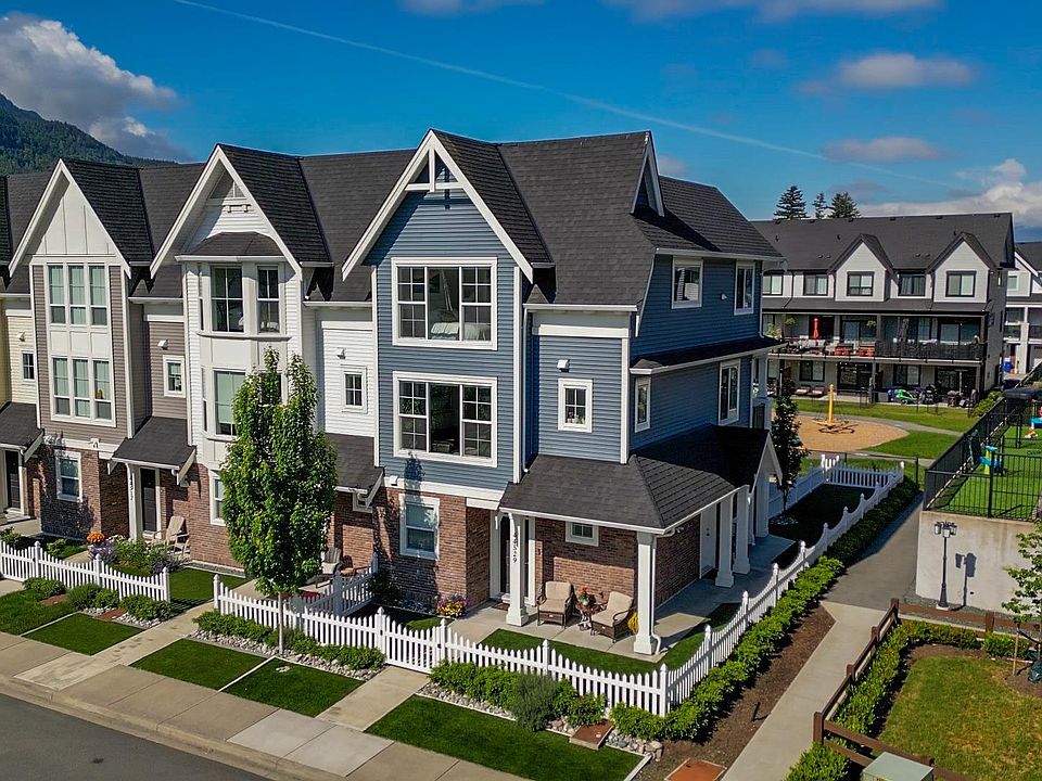 1st image of 44529 Freshwater Dr