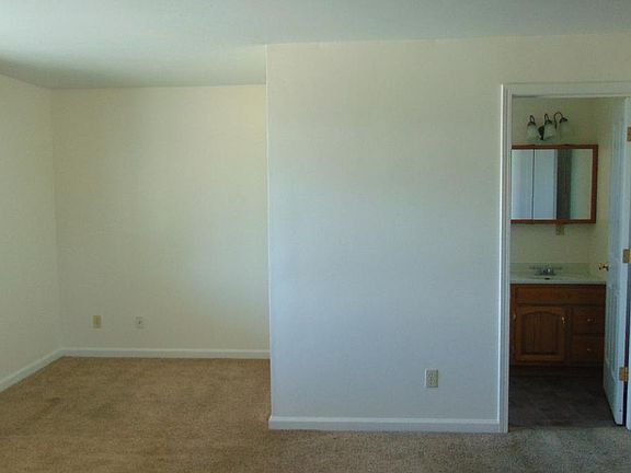 3rd image of 6044 E Highway 20 Unit A