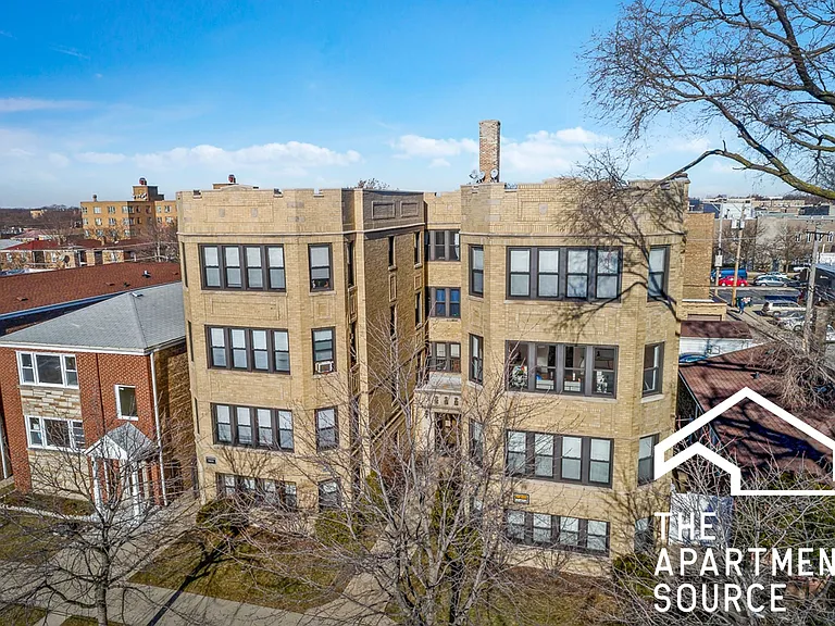 2542 W Summerdale Ave #3R — Photo 10