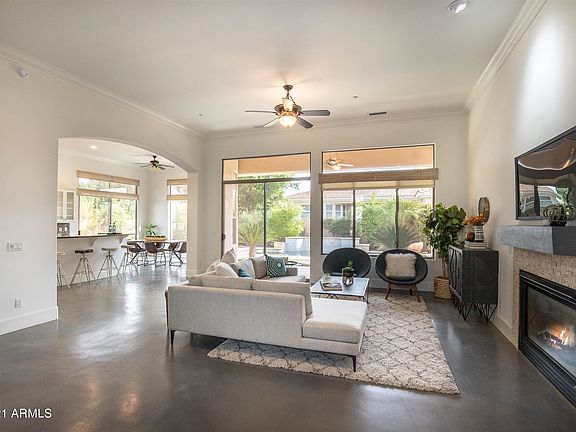 5th image of 6333 E Wilshire Dr