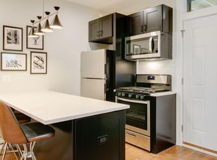 3119 N Haussen Ct #1, Chicago, IL 60618