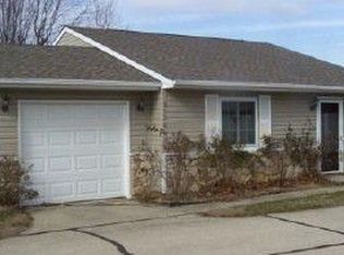 3528 Winchester Dr, Indianapolis, IN