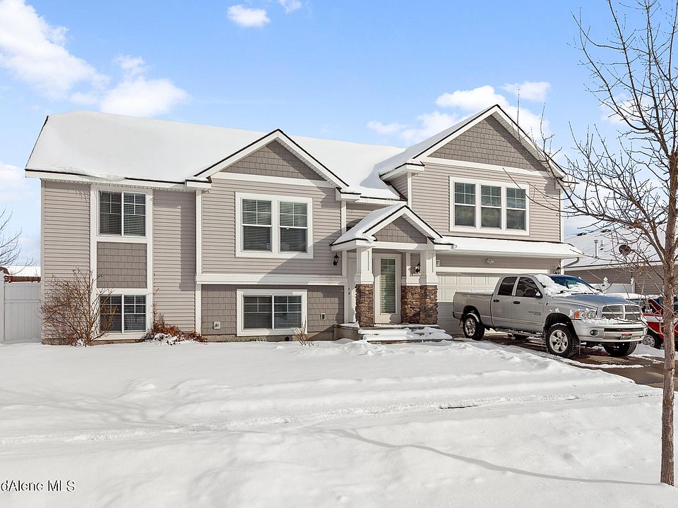 1st image of 2637 E Thrush Dr