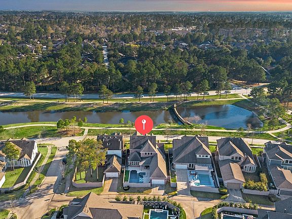 2nd image of 66 Footbridge Way