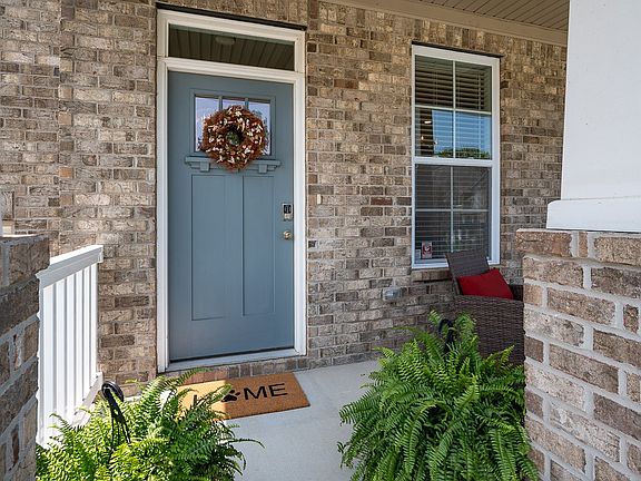 5th image of 1055 Nave Ct