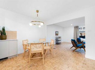 2606 W 26th St SW, Calgary, AB T3E 2A9