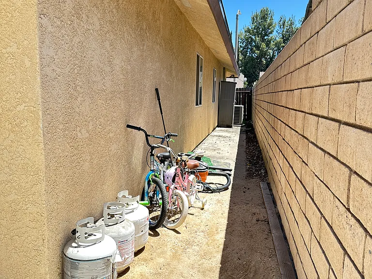 7082 Larkspur Pl — Photo 27