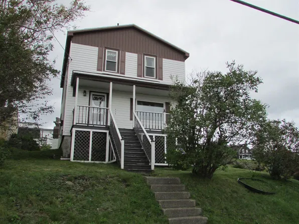 476 Purves St, North Sydney, NS B2A 1E1