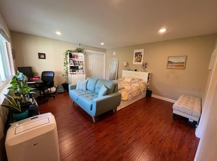 665 College Ave, Palo Alto, CA 94306