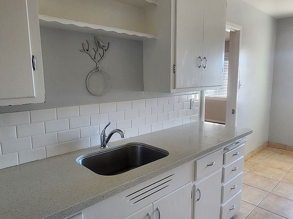 3rd image of 551 55th St