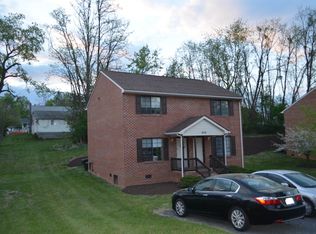 628 & 630 D St, Staunton, VA 24401