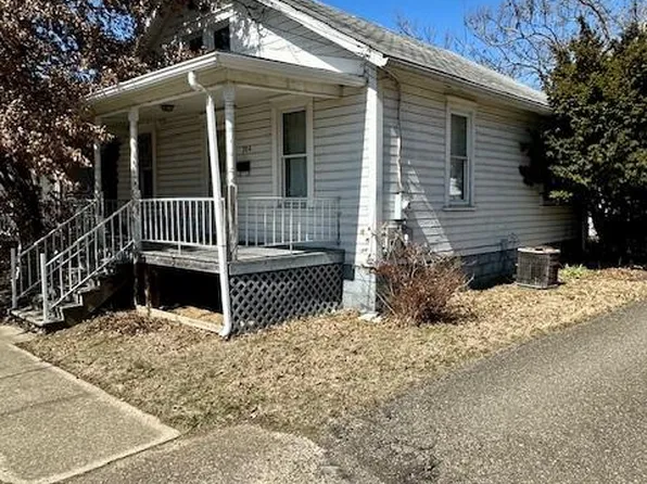 204 Tenth Street, Glen Dale, WV 26038