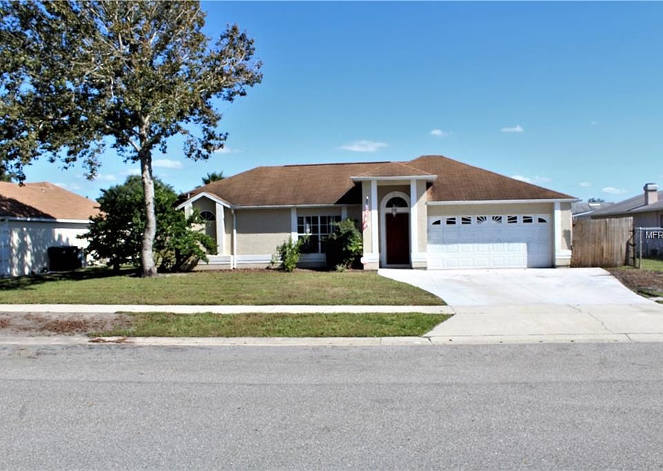 1st image of 915 Drepsen Hook Dr