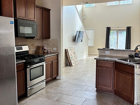 5th image of 1620 Bryant Dr Unit 2306