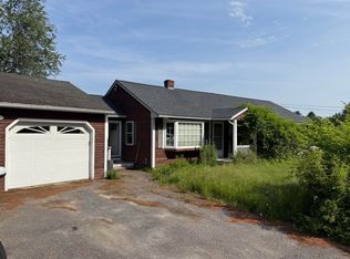 154 Raymond Rd, Brunswick, ME 04011