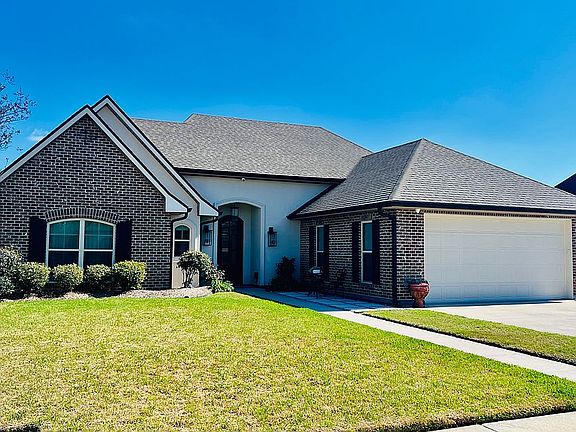 2nd image of 613 Shadowlawn Dr