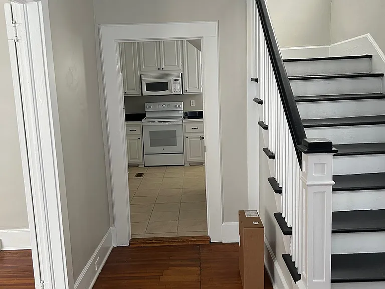 1104 Belleview St — Photo 22