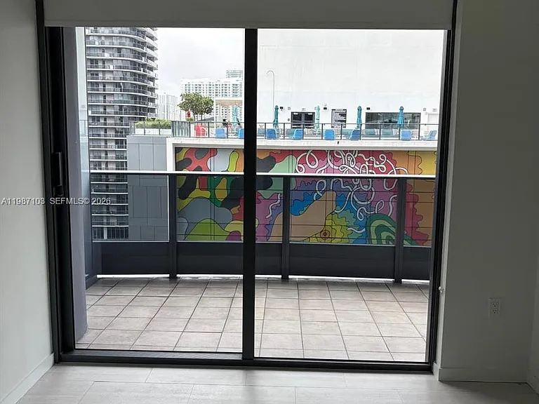 1000 Brickell Plz #2214 — Photo 35