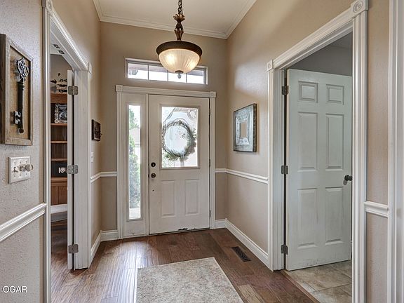 2nd image of 104 Briar Meadow Dr
