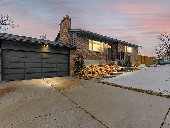 3rd image of 1151 E Buddlea Dr #1151