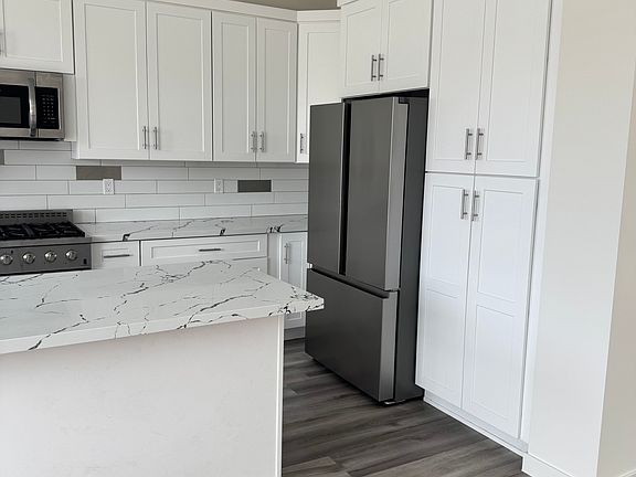 Great kitchen and pantry