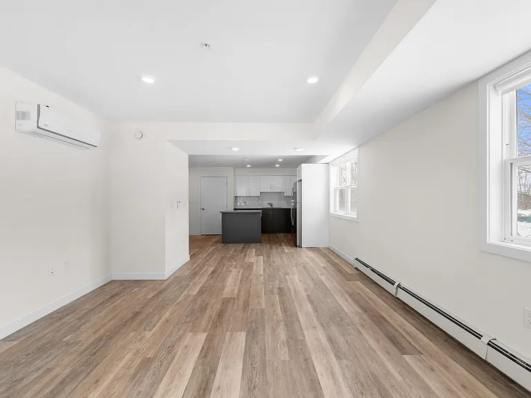 72 Primrose St #201 — Photo 17