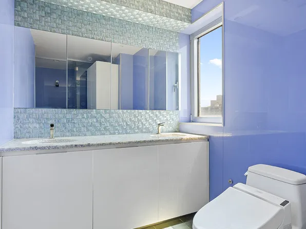 250 East 40th Street image 18 of 24