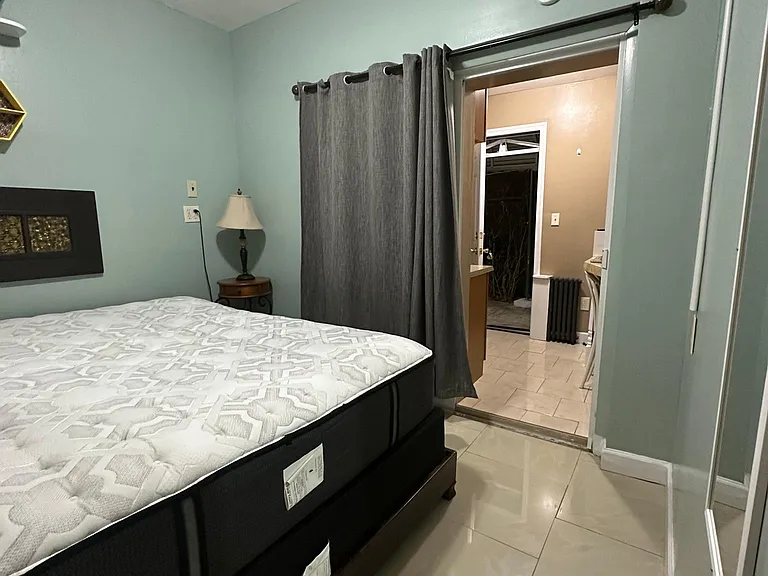 2925 Cruger Ave #3 — Photo 7