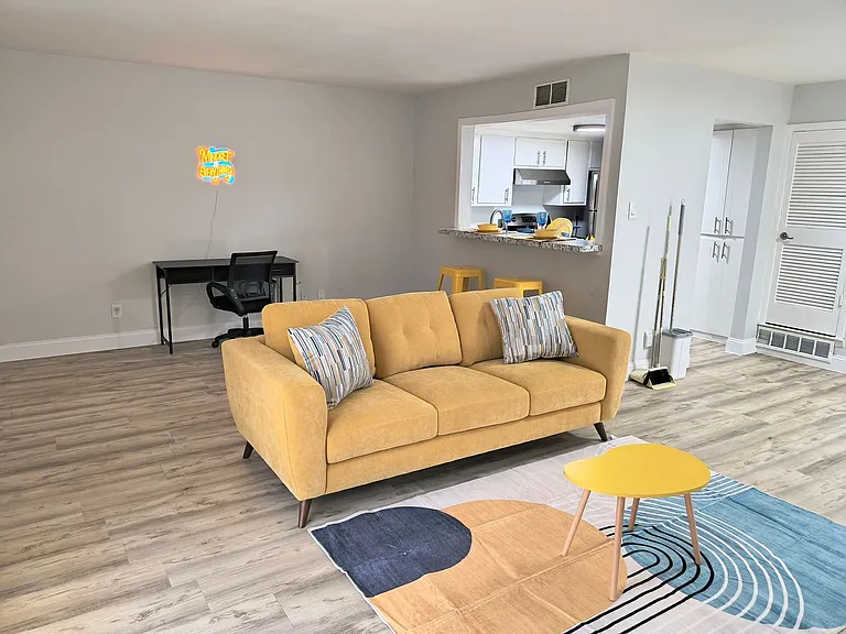 Sun Ridge Apartments — Photo 6