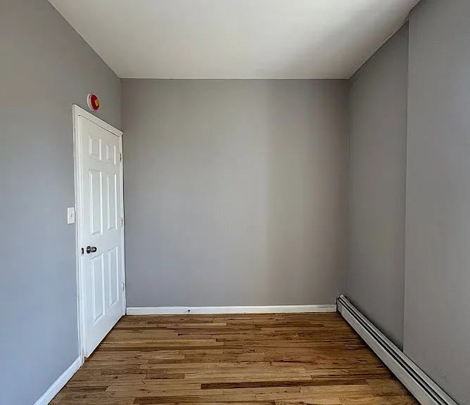 89 Columbia Ave #3D — Photo 1