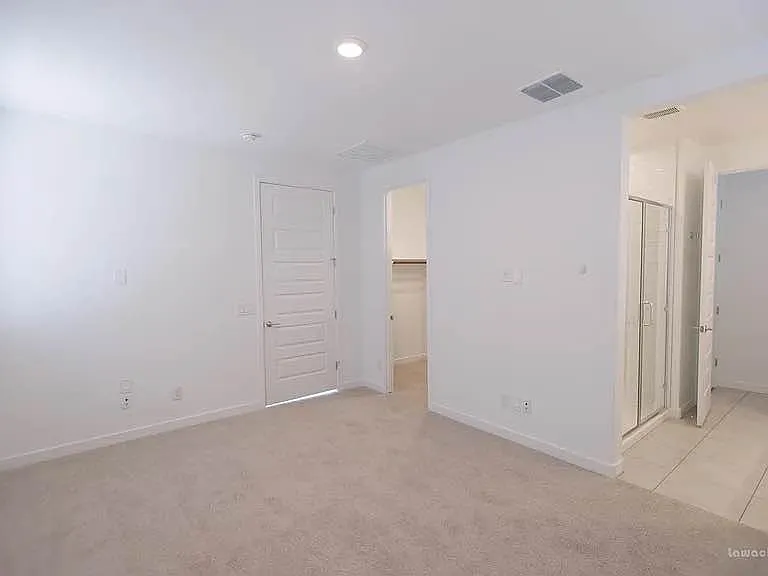 9331 W Glenrosa Ave — Photo 3