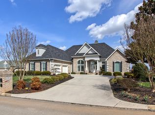 126 Eagle Cir, Vonore, TN 37885