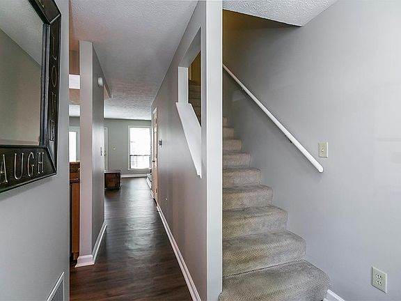 5th image of 1320 Gray Hawk Rd APT C