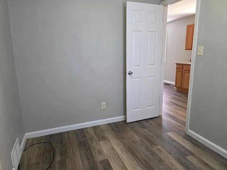 2721 Milburn Blvd — Photo 5