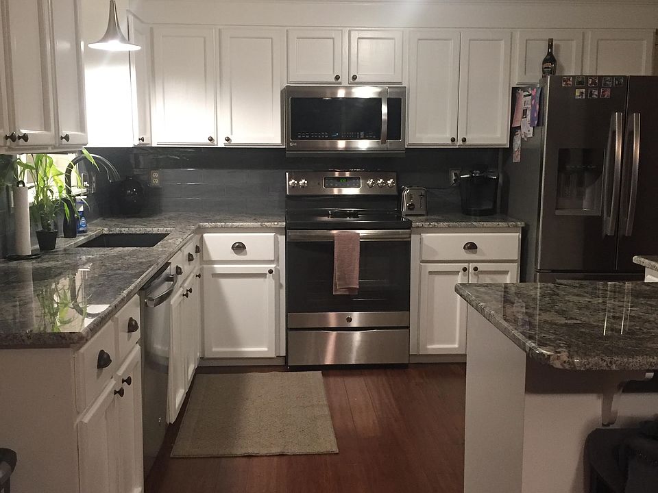 2nd image of 247 NE Lenox St
