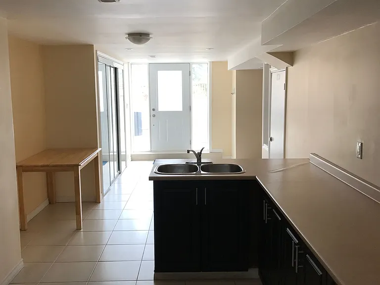 354 Ceremonial Dr — Photo 2