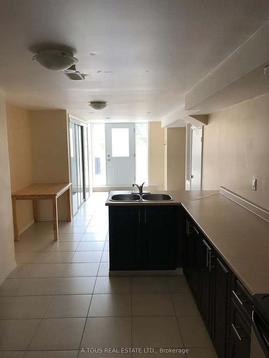 Building Photo - 354 Ceremonial Dr