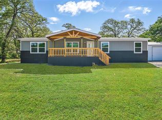 134 Overland Trl, Azle, TX 76020