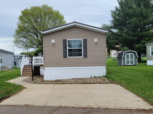 4400 Melrose Dr #106, Wooster, OH 44691