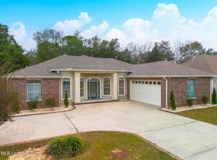 2331 Rue Maison, Biloxi, MS 39532