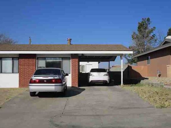4th image of 1909 Darlene Dr