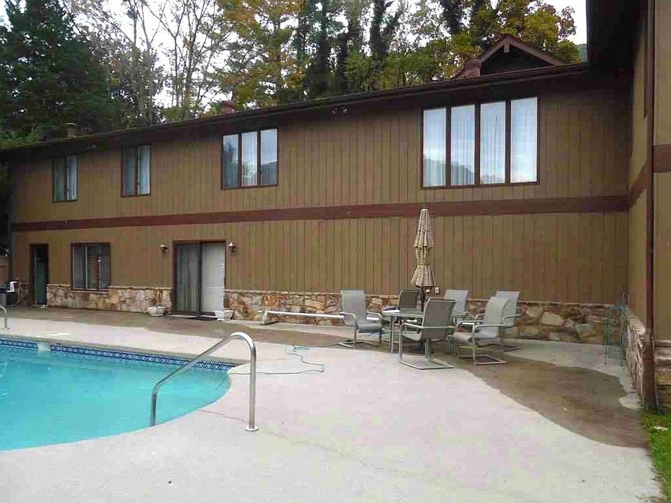 2nd image of 117 Valley Rd