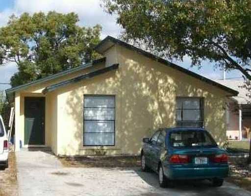 1st image of 8236 Ravencroft Dr
