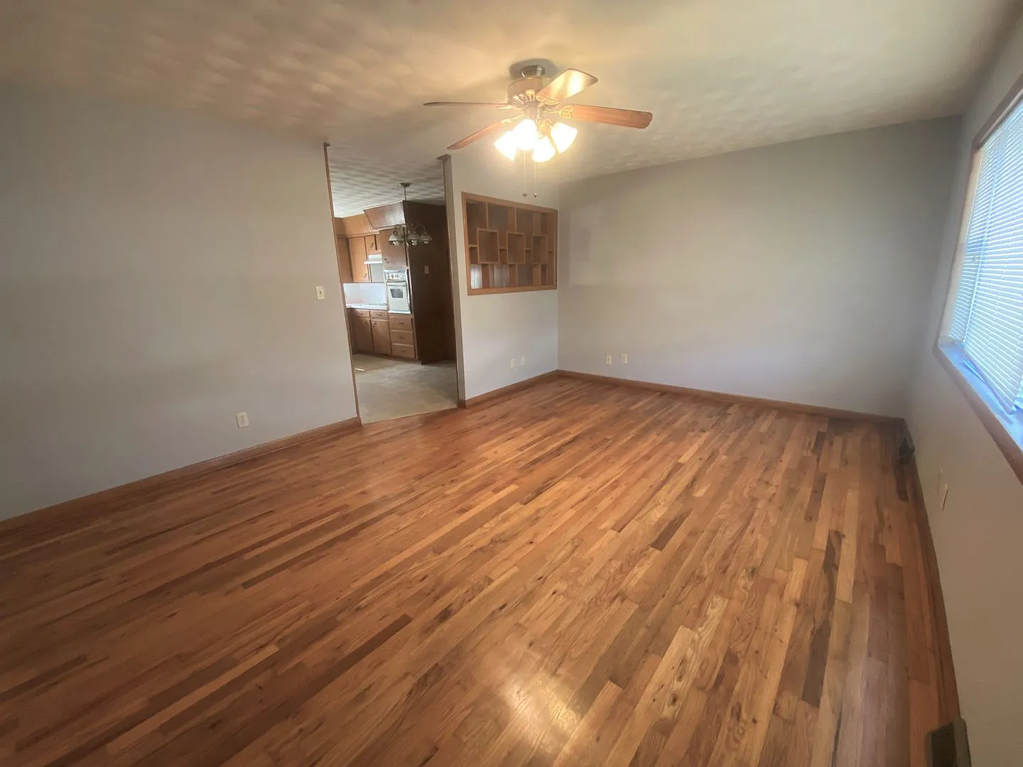 2-Bedroom Duplex in Springfield — Photo 2