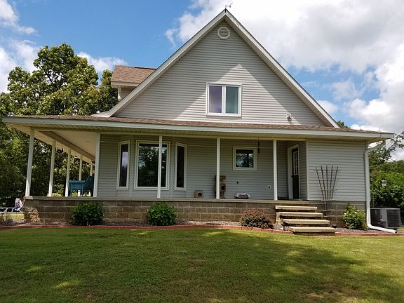 2nd image of 211 Vista Oak Trl