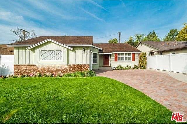 2nd image of 5663 Corteen Pl