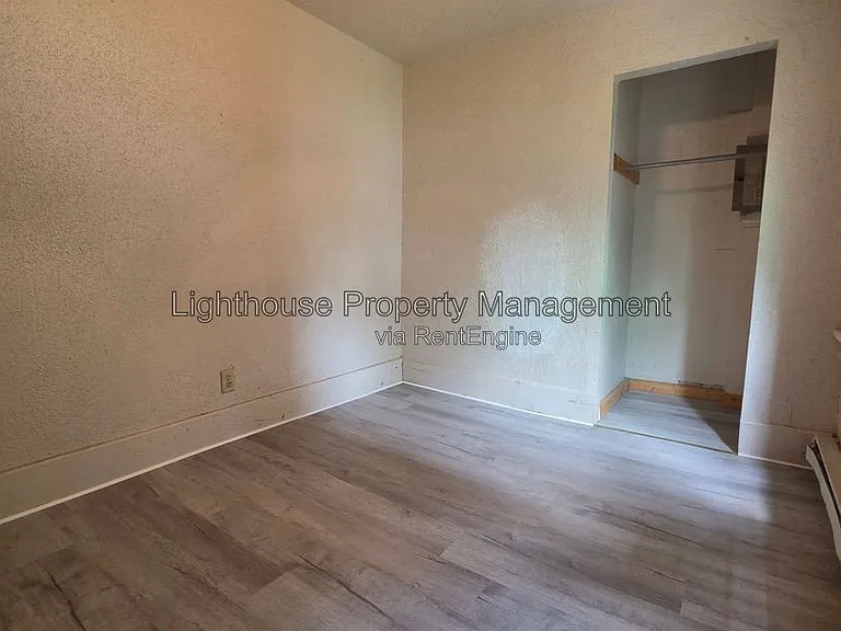 112 E Britain Ave — Photo 6