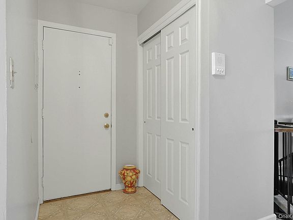 5th image of 25 College Avenue #111