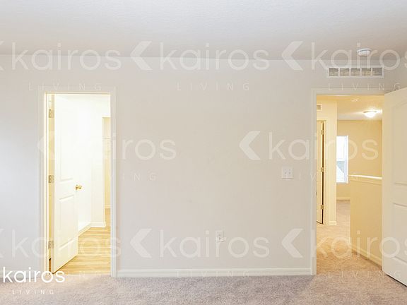 4th image of 1405 Sarasota Dr