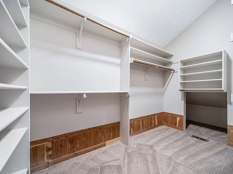 6793 Blackhawk Ct — Photo 17